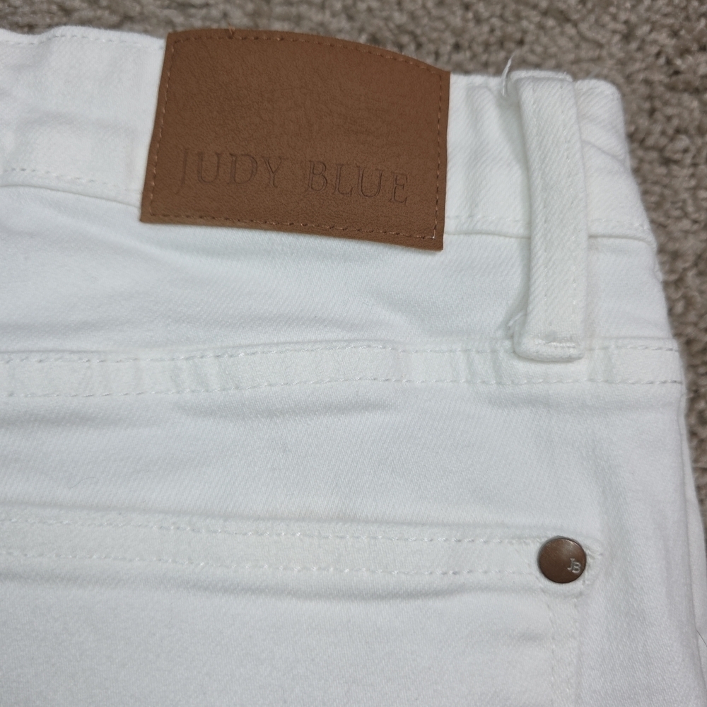 Judy Blue Jeans White Boyfriend Fit Size 15/32 High Rise - Picture 5 of 11